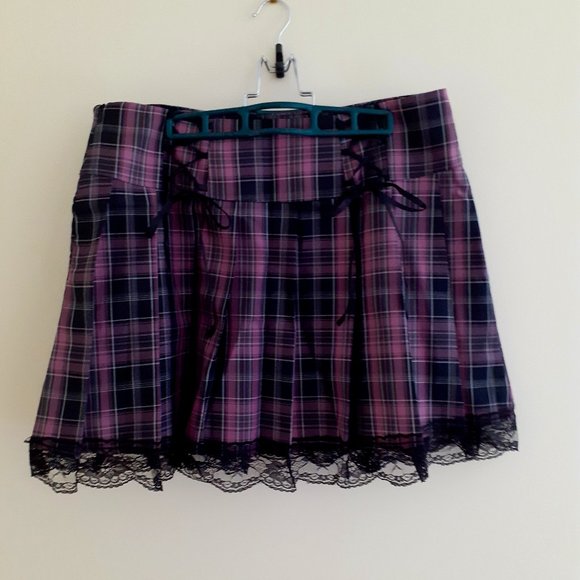Contrast Lace Plaid Lace Up Skirt - Picture 1 of 3